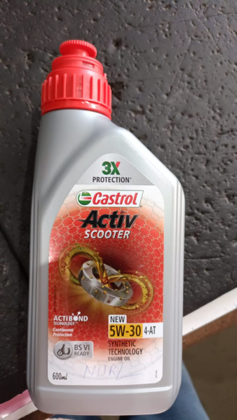 Engine Oil - Castrol