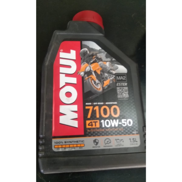 Engine Oil - Motul